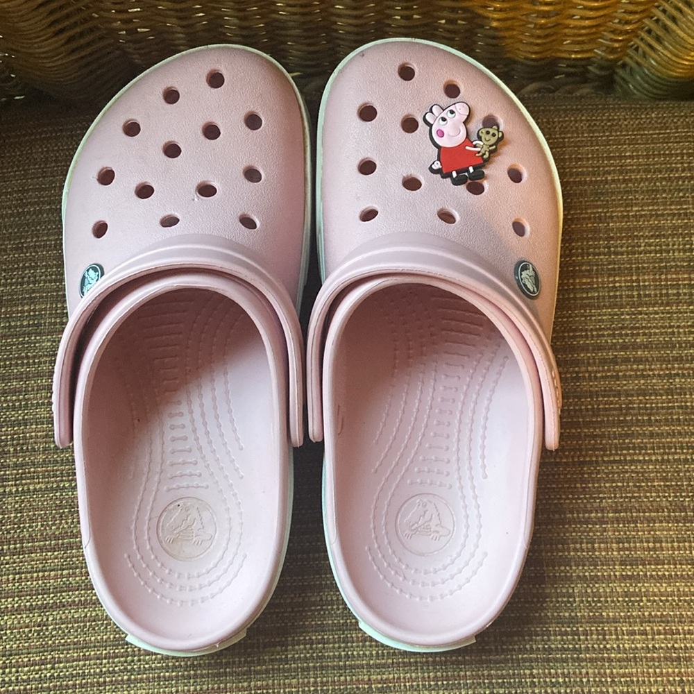 Pink Crocs - Picture 2 of 3